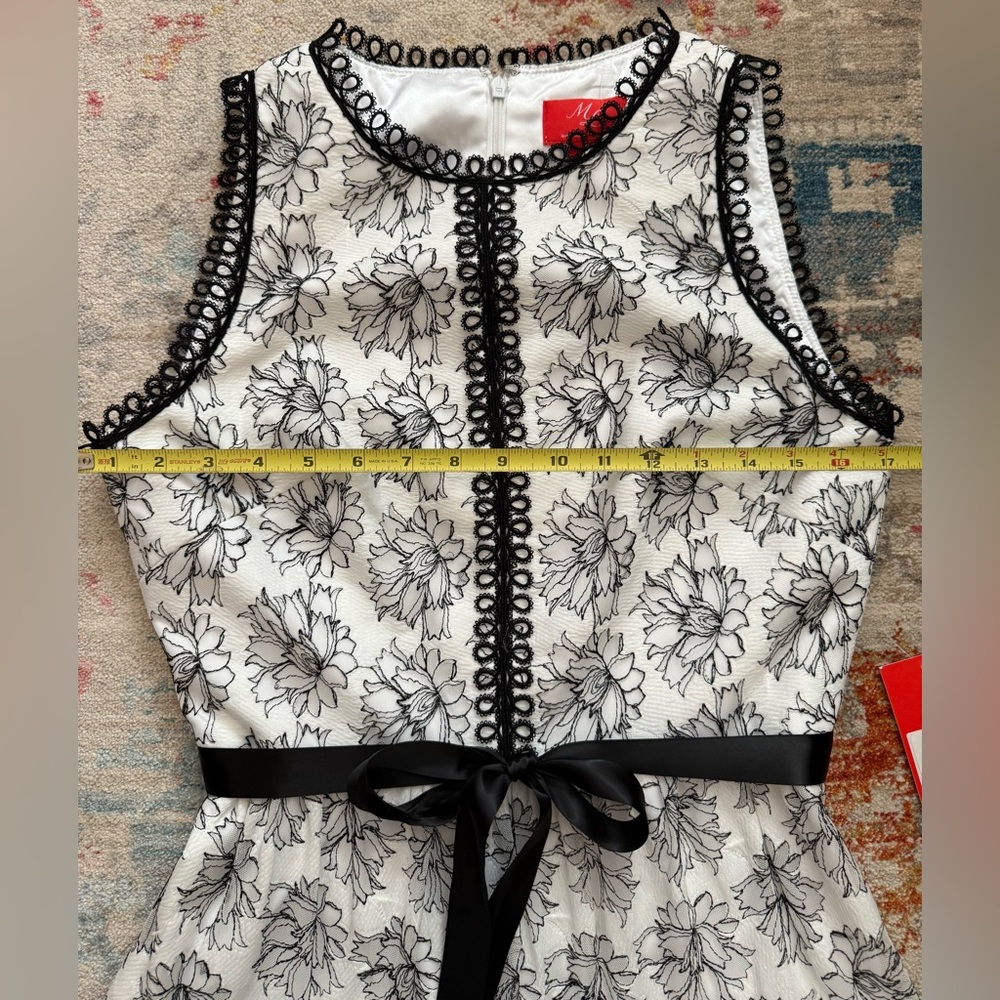 Monique Lhuillier A-Line Cocktail Dress, White/Black, Floral Women's 8 - Picture 4 of 16
